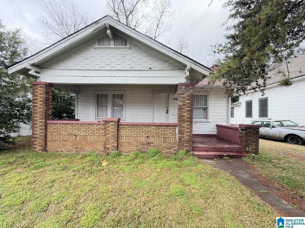 1782 Mcmillon Ave Sw, Birmingham, AL 35211, USA