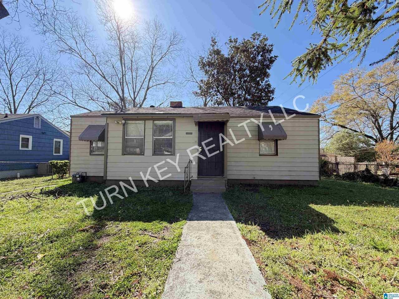 305 McPherson Avenue, Birmingham, AL 35228, USA