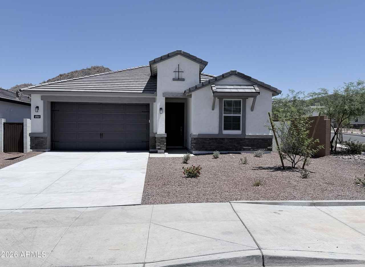 6964 W Buckhorn Trl, Peoria, AZ 85383, USA