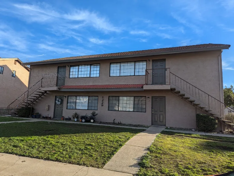 1229 Burton Ct, Redding, CA 96003, USA