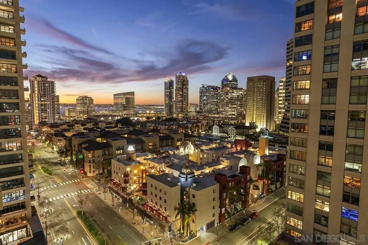 555 Front St, San Diego, CA 92101, USA