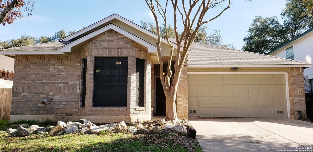 9210 Fisher's Hill Drive, San Antonio, TX 78240, USA