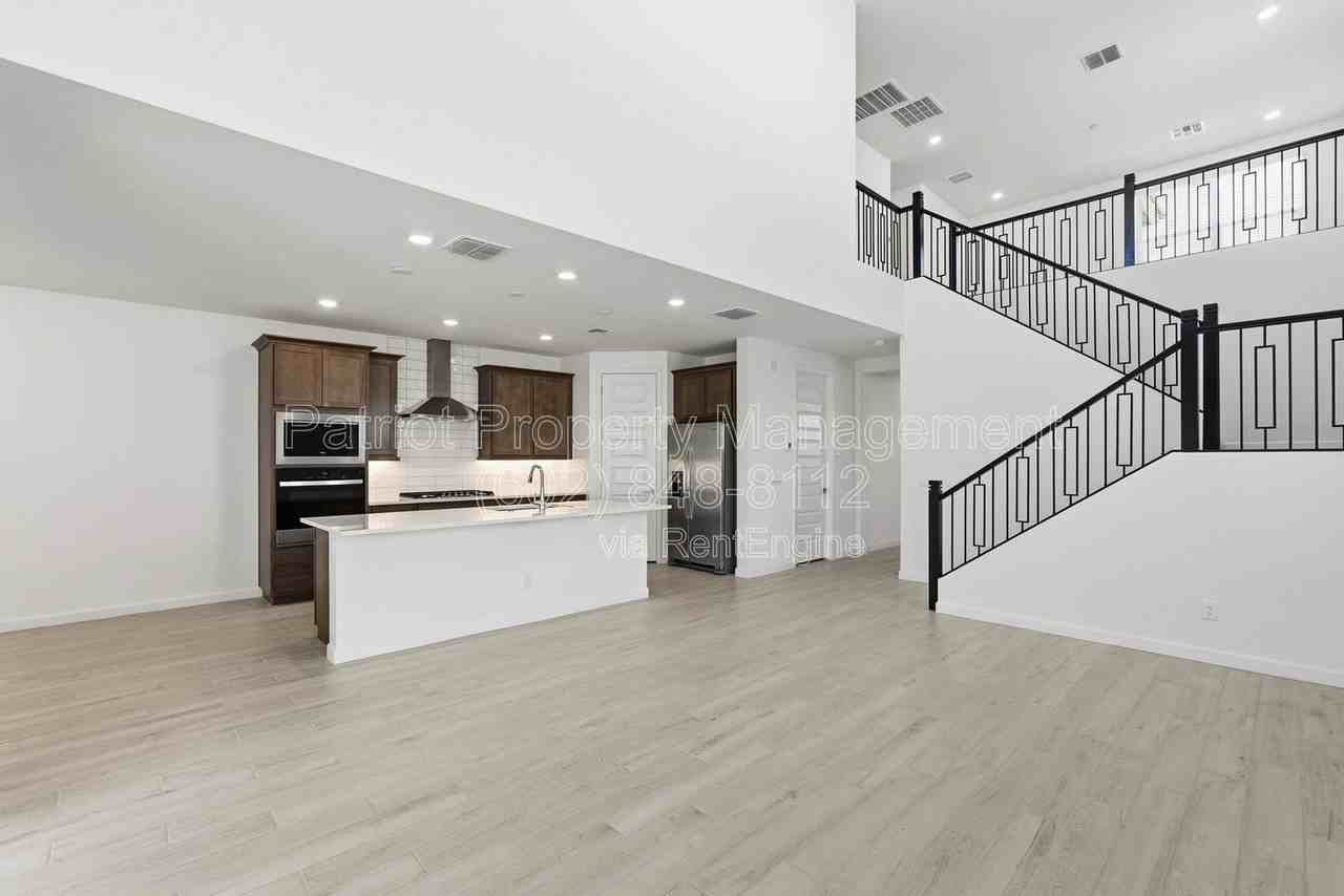 7404 W Buckhorn Trl, Peoria, AZ 85383, USA