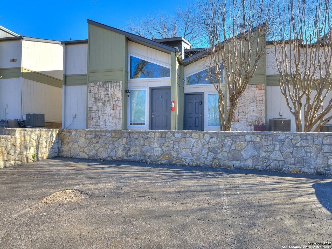 100 Lorenz Rd, San Antonio, TX 78209, USA
