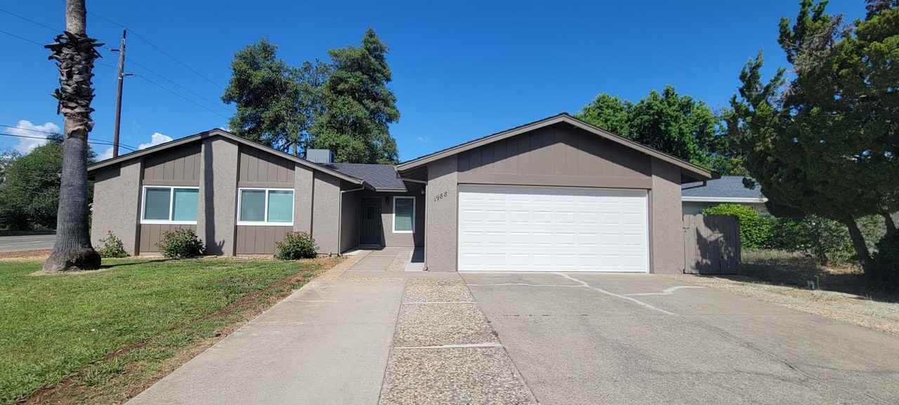 1988 Shasta Pines Way, Redding, CA 96002, USA