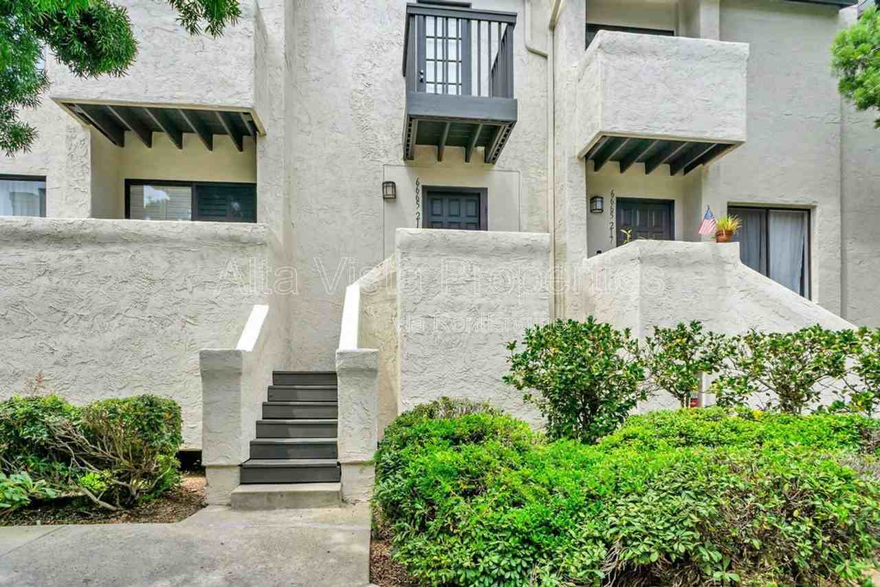 6665 Canyon Rim Row, San Diego, CA 92111, USA