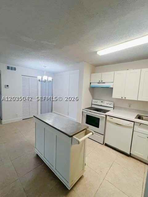 10733 Cleary Boulevard, Plantation, FL 33324, USA