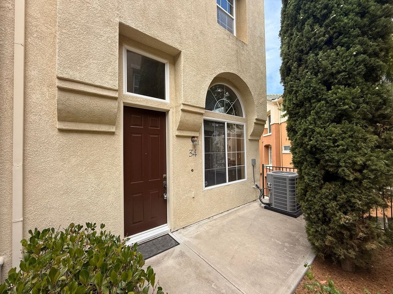 3792 Mykonos Ln, San Diego, CA 92130, USA