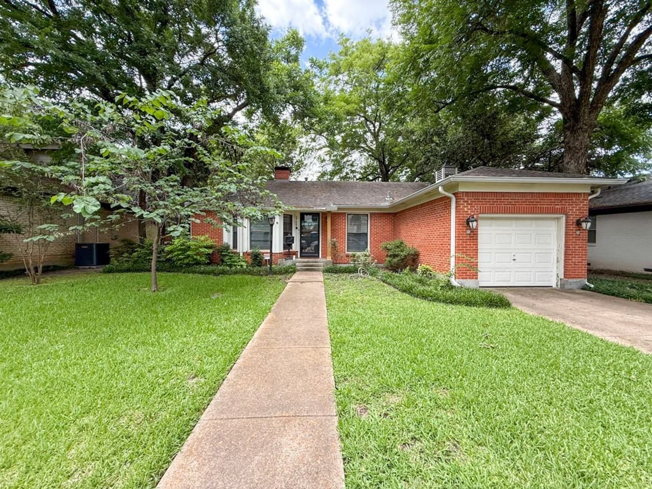 3766 Park Lane, Dallas, TX 75220, USA
