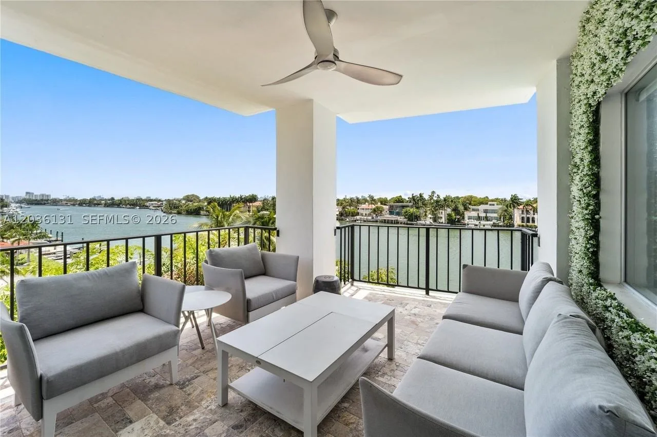 5640 Collins Avenue, Miami Beach, FL 33140, USA