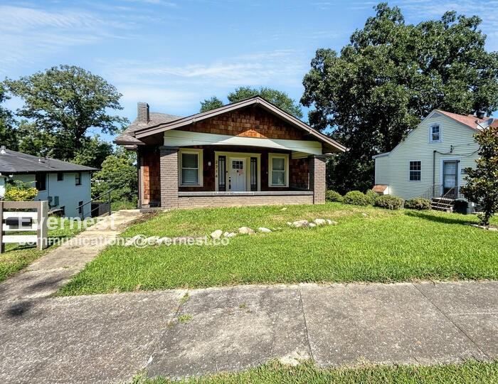 2714 17th Street Ensley, Birmingham, AL 35208, USA