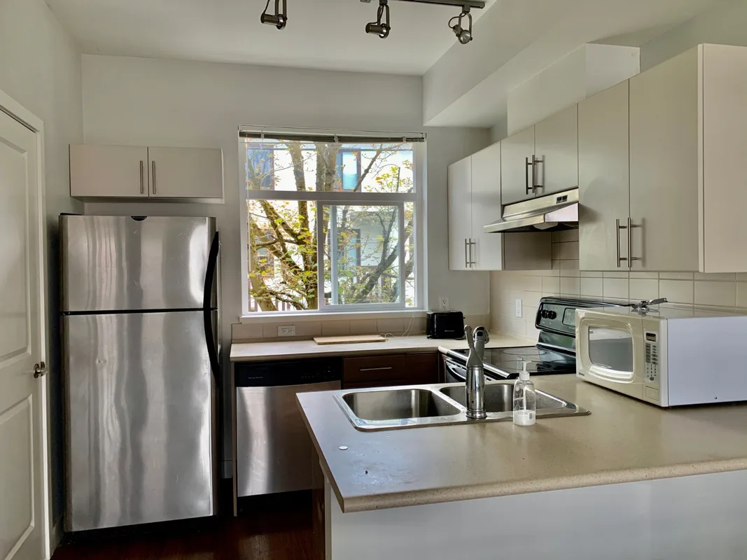 5568 Kings Road, Vancouver, BC