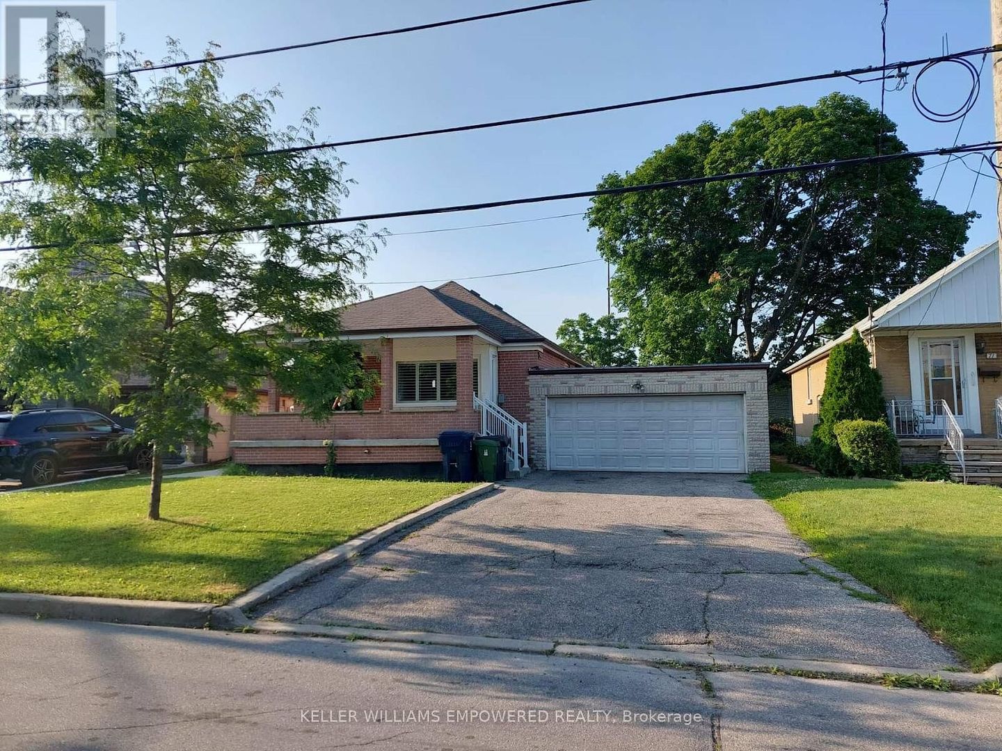 House in Toronto (Downsview-Roding-CFB)