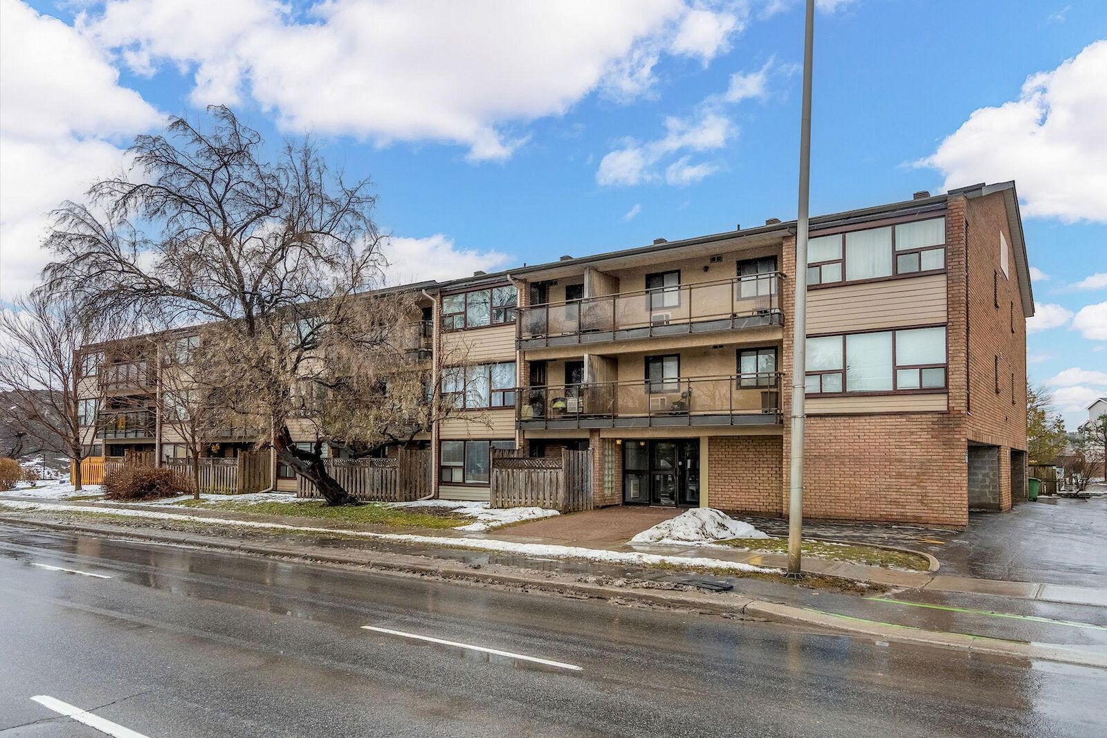 Spacious and modern 2 bedroom