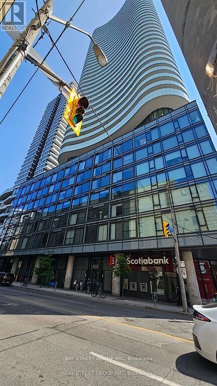 Apartment in Toronto (Church-Yonge Corridor)