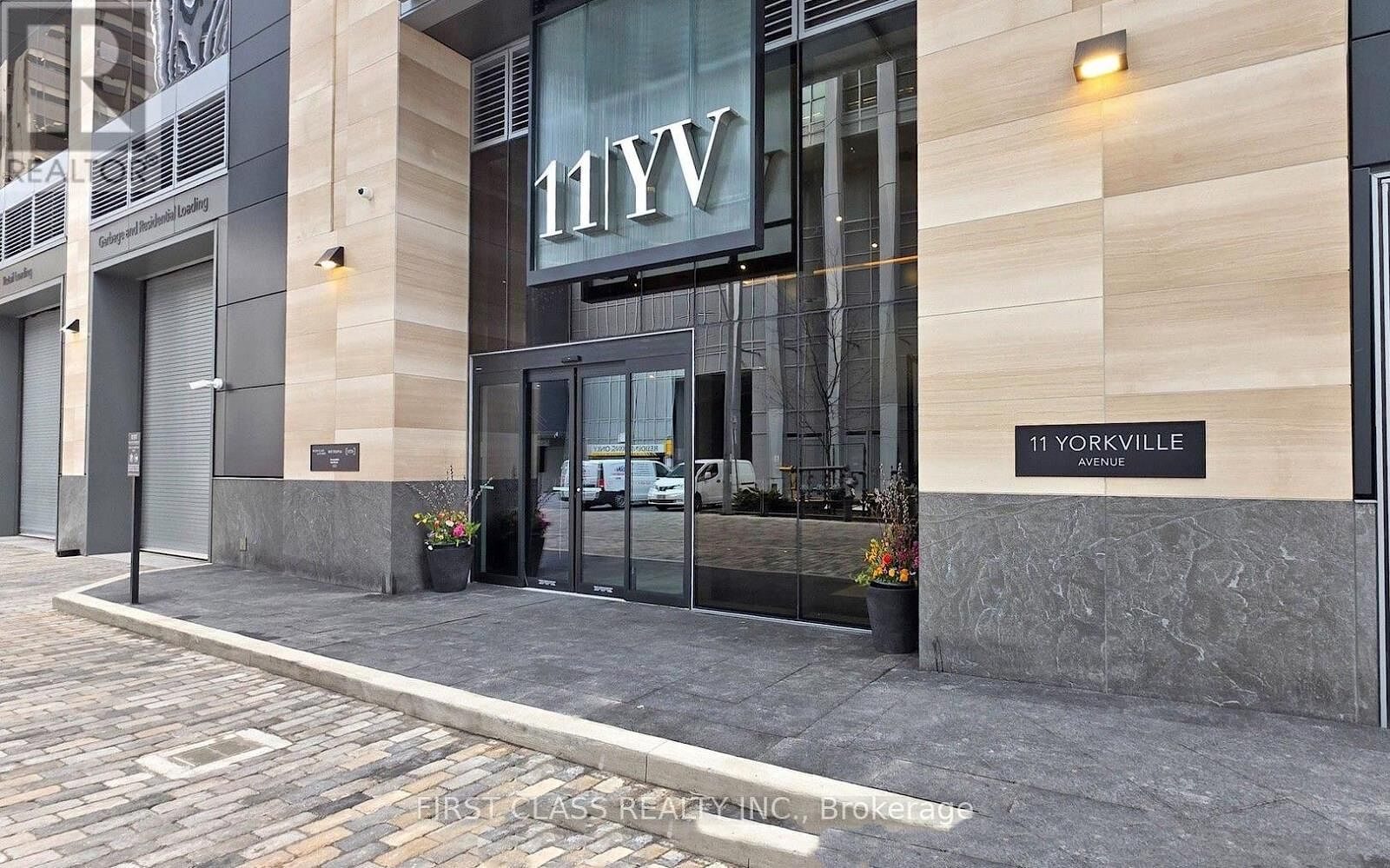 Apartment in Toronto (Annex)