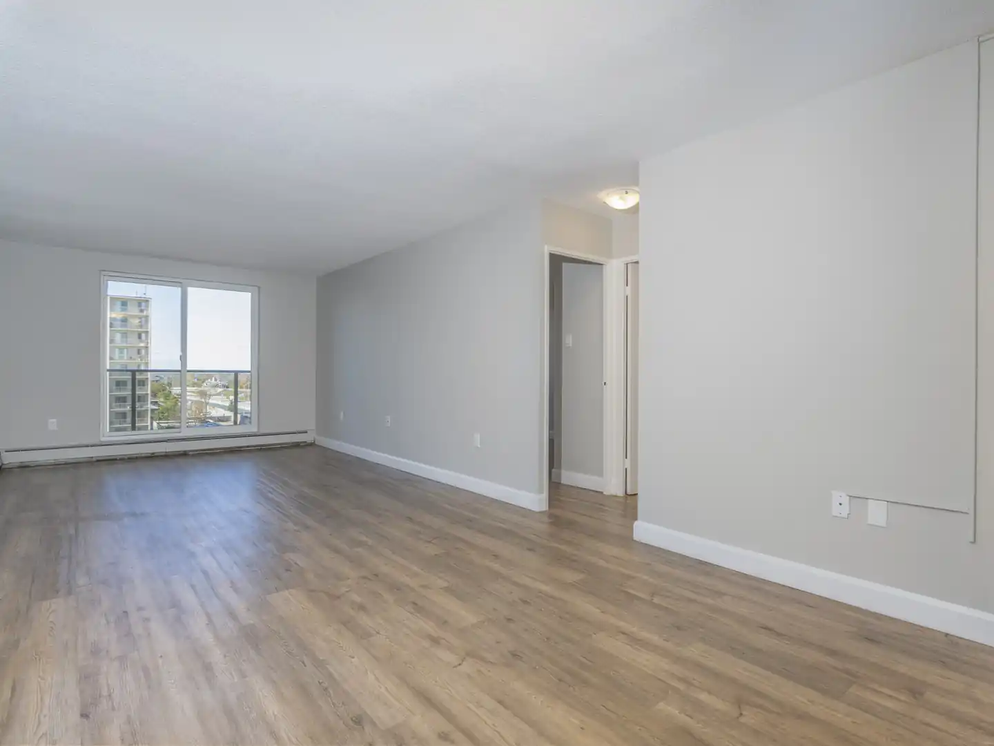 Claire Oak Apartments