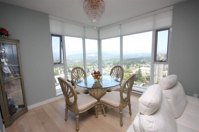 6588 Nelson Avenue, Burnaby, BC - Condo for rent