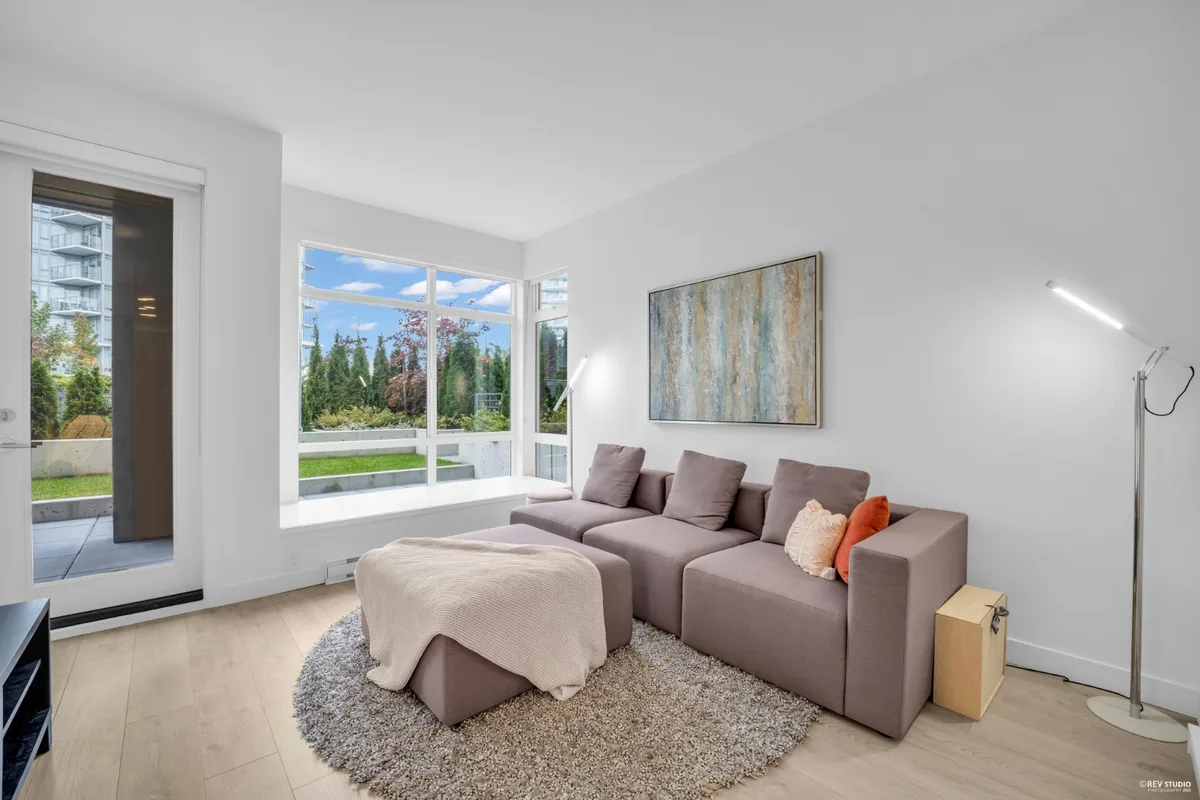 7123 11th Ave, Burnaby, BC