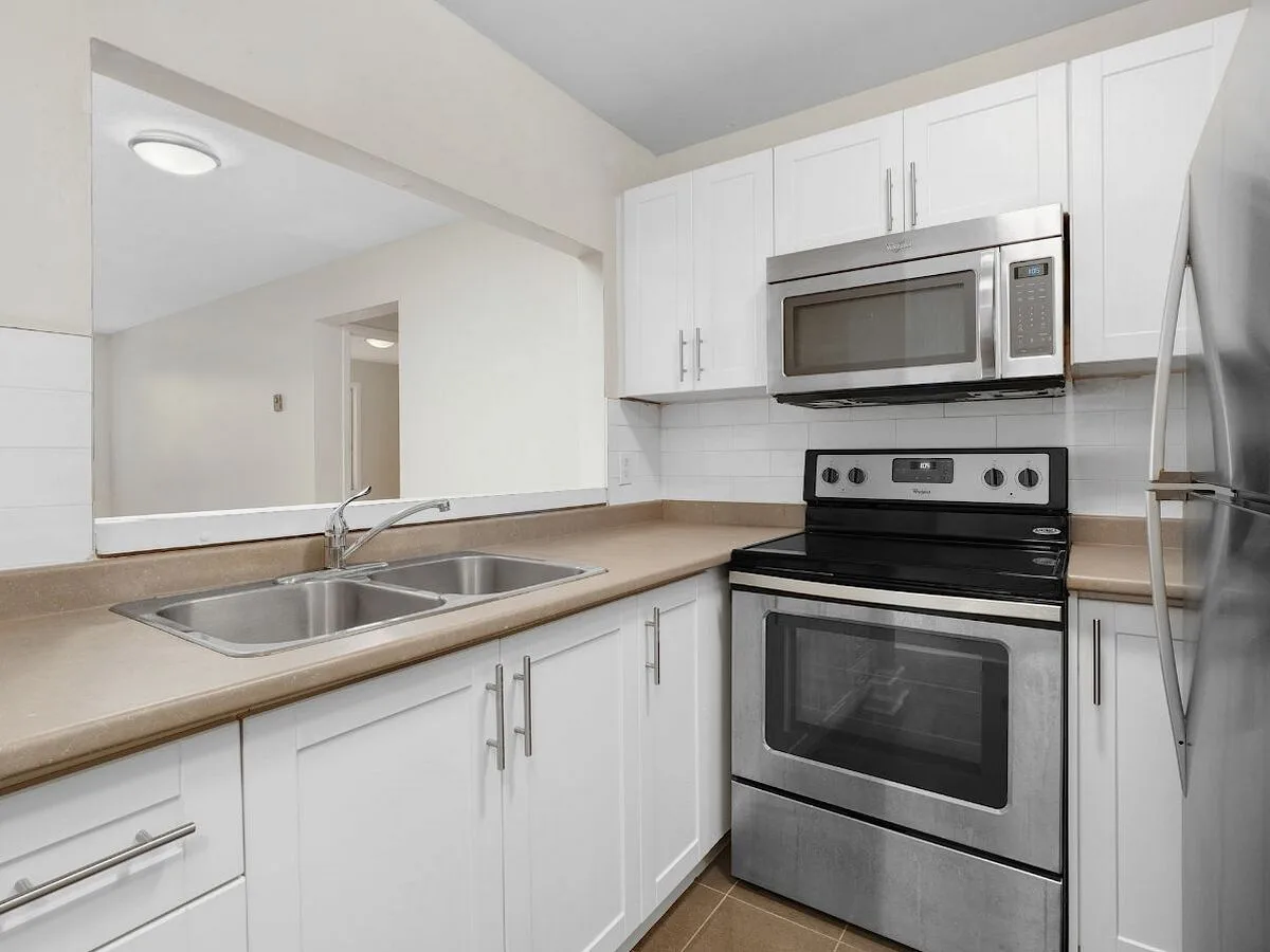 Fully renovated and spacious apartments