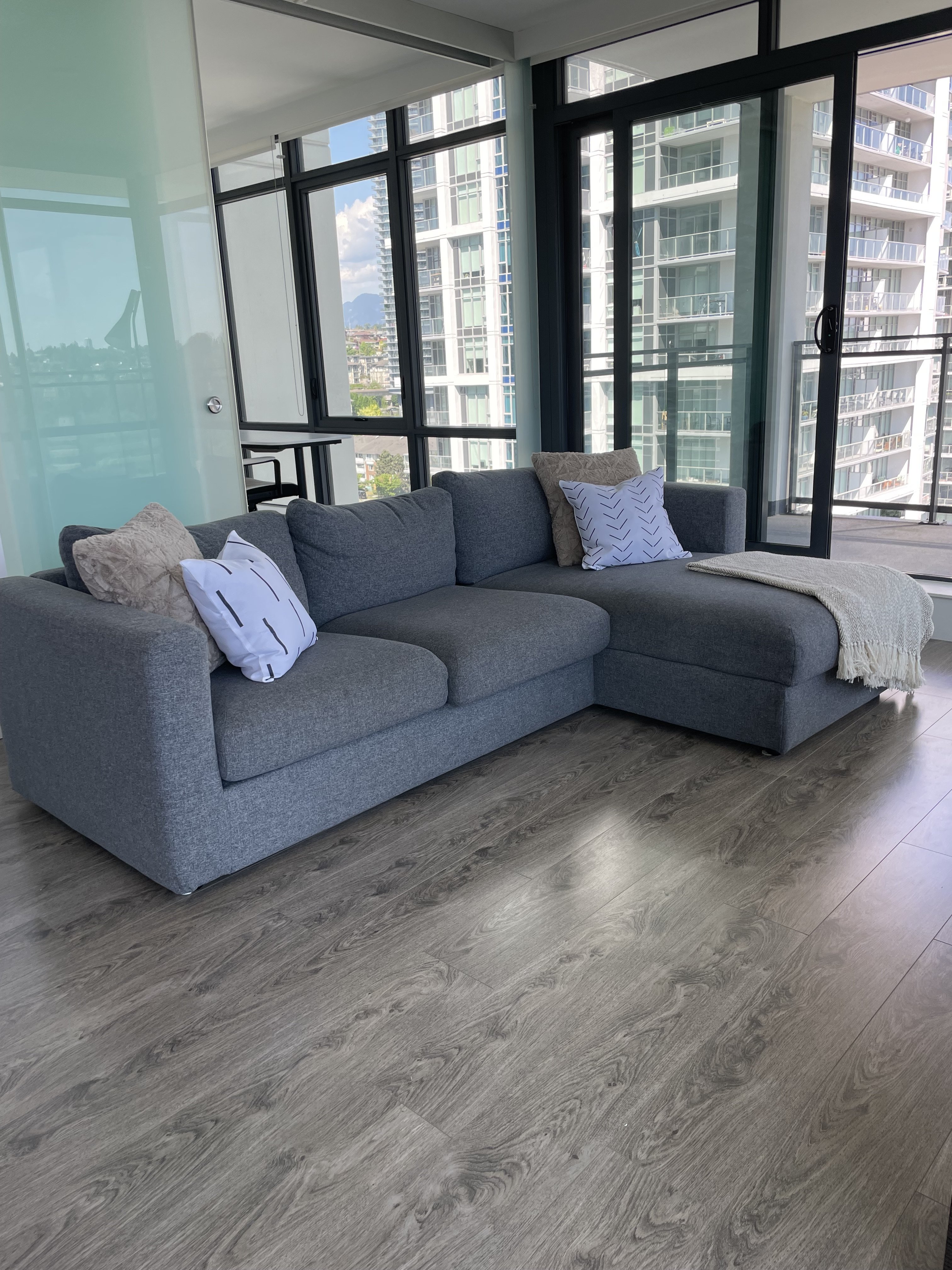 2378 Alpha Avenue, Burnaby, BC - Condo for rent