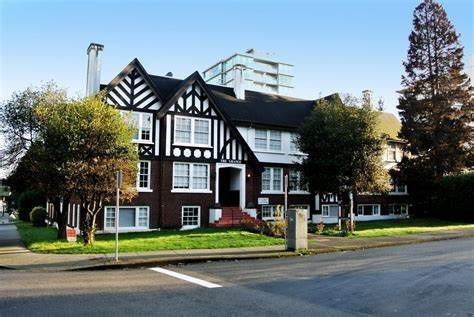 1395 West 14th Avenue, Vancouver, BC - Condo for rent