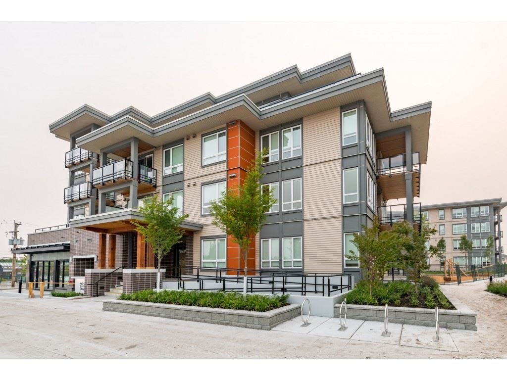 23233 Gilley Road, Richmond, BC - Duplex for rent