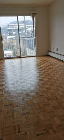 Moody Skytrain One bedroom.