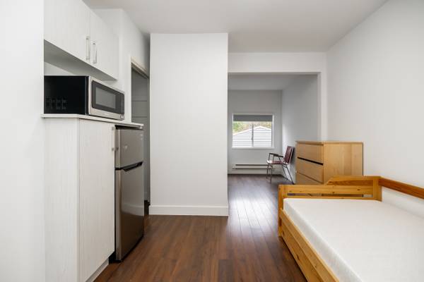 Private Suites Available For Rent in Delta!