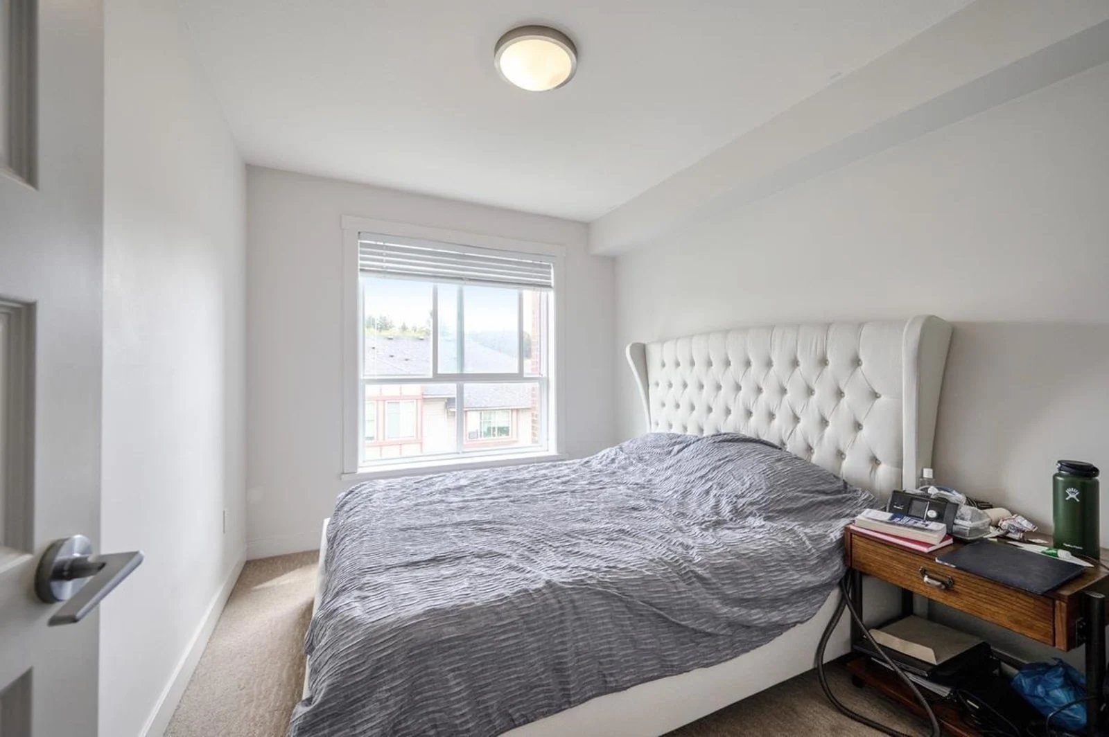 13883 Laurel Drive, Surrey, BC - Room for rent