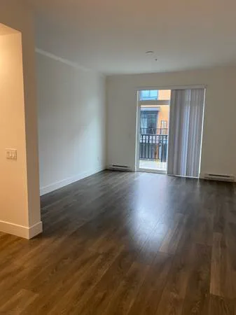2BR/2.5Ba+office TH in Sea and Sky neighbourhood