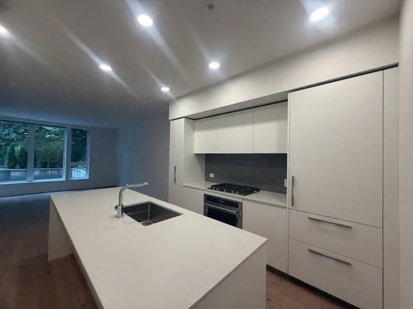1 Bedroom, 1 Bathroom Condo – Unit 224 1500 Scott Crescent