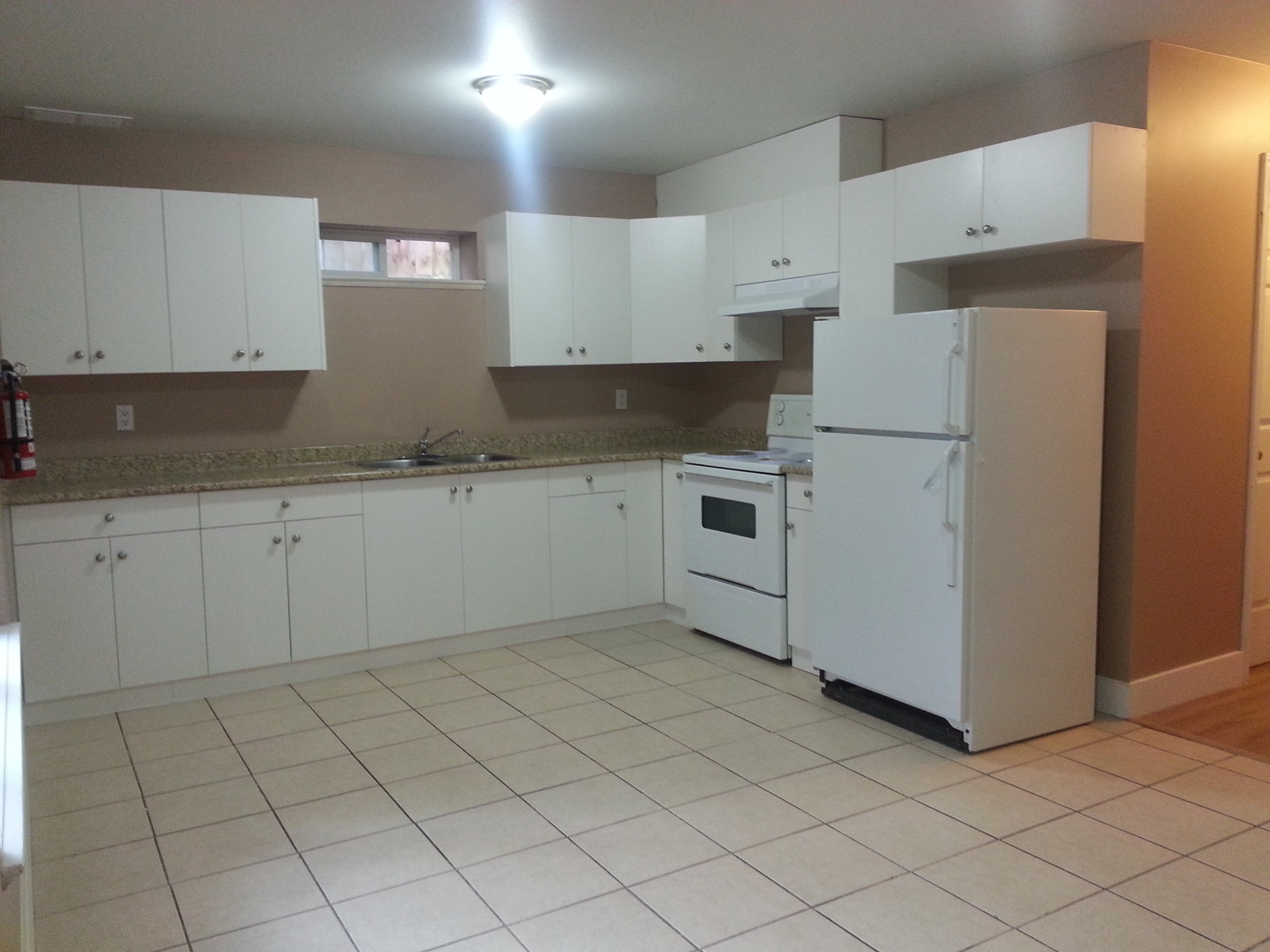 15486 110 Avenue, Surrey, BC - Basement for rent
