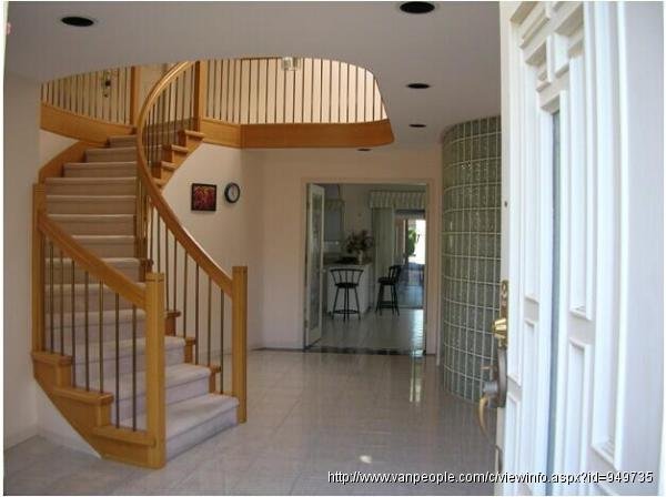 McKay Drive, Richmond, BC - Room for rent