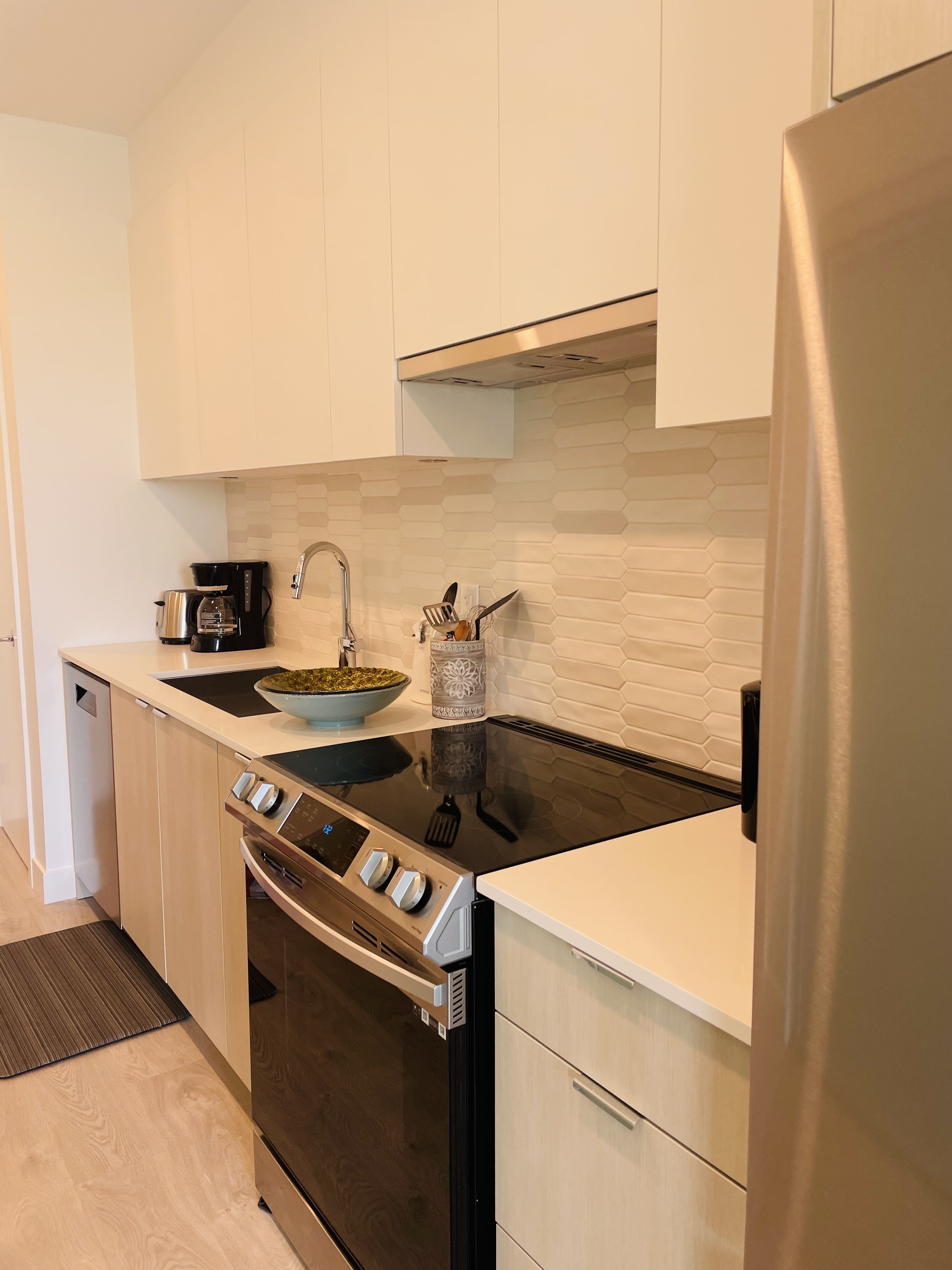 2499 Rabbit Drive, Vancouver, BC - Condo for rent