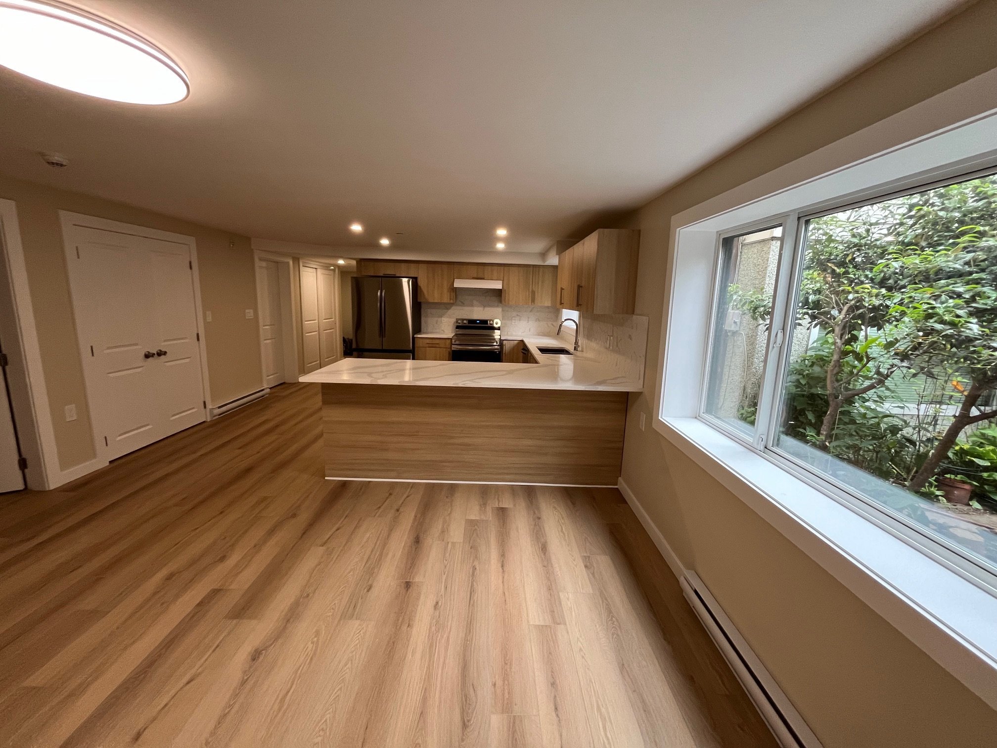 3637 Fraser Street, Vancouver, BC - Room for rent