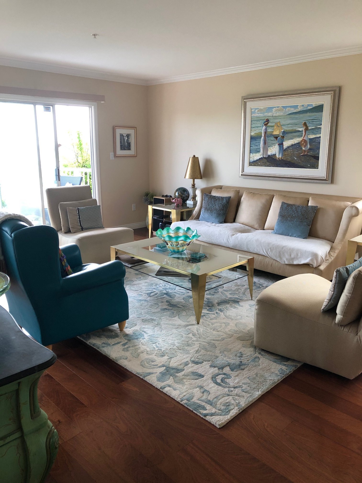 14357 Magdalen Avenue, White Rock, BC - House for rent