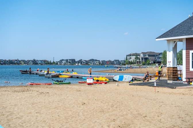 Auburn Bay Close SE - Auburn Bay Close SE, Calgary, AB