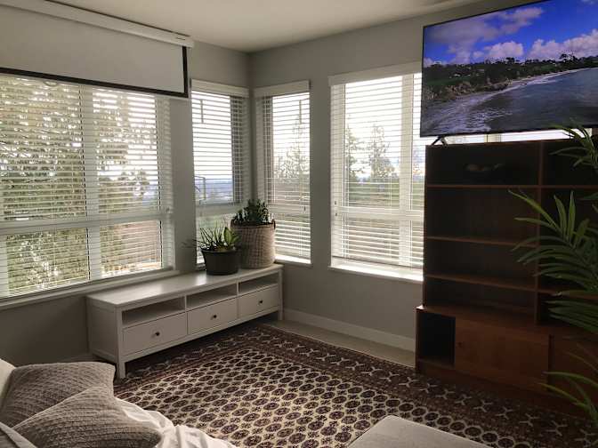 The Slopes, Burnaby, BC - Room for rent