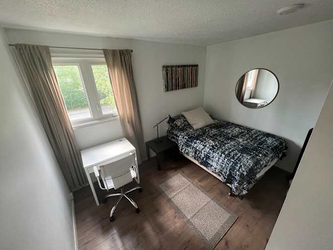 Varsity Drive NW - Varsity Drive NW, Calgary, AB