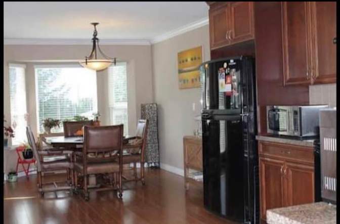 Southwest Coquitlam, Coquitlam, BC - Room for rent