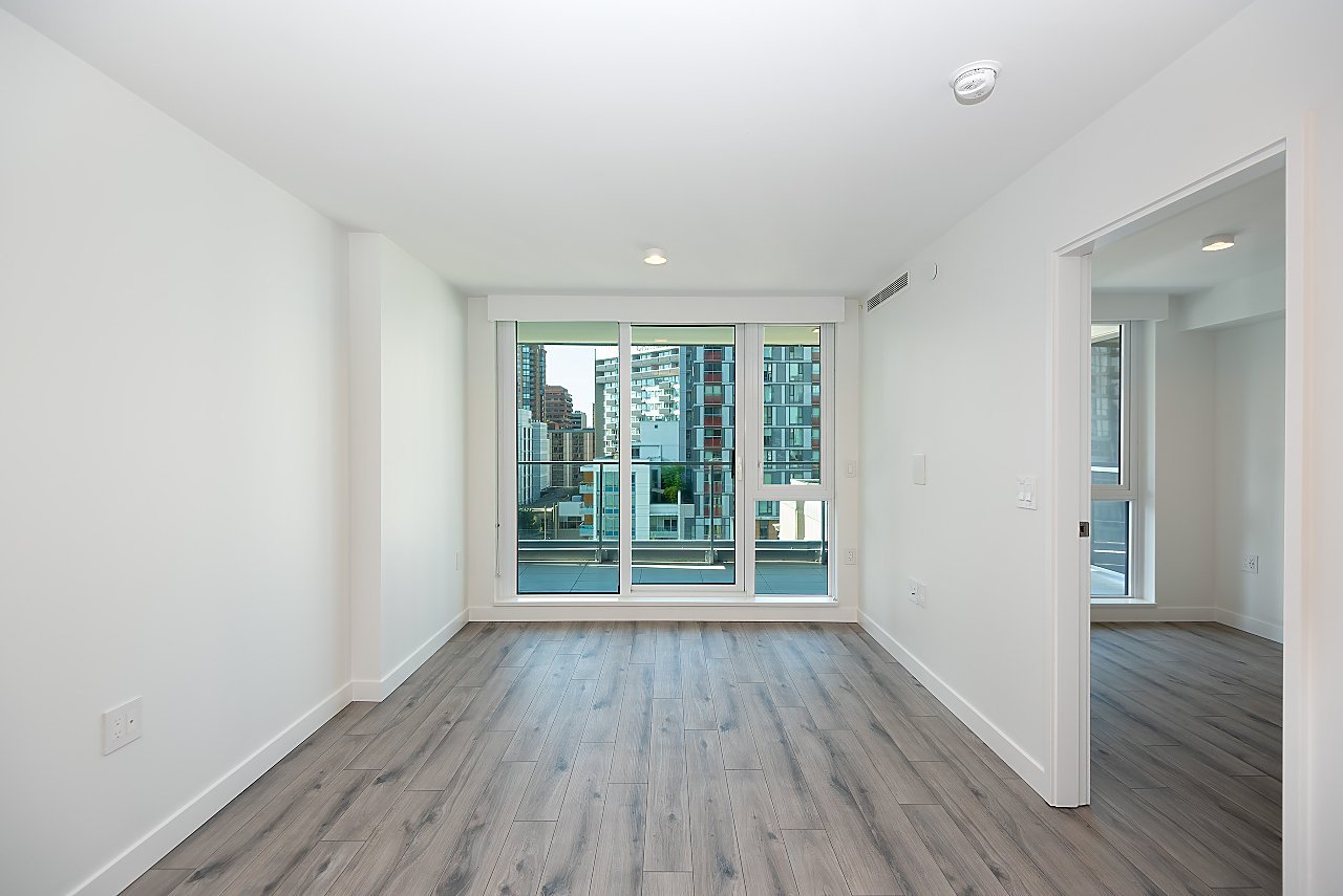 1107 Richards Street