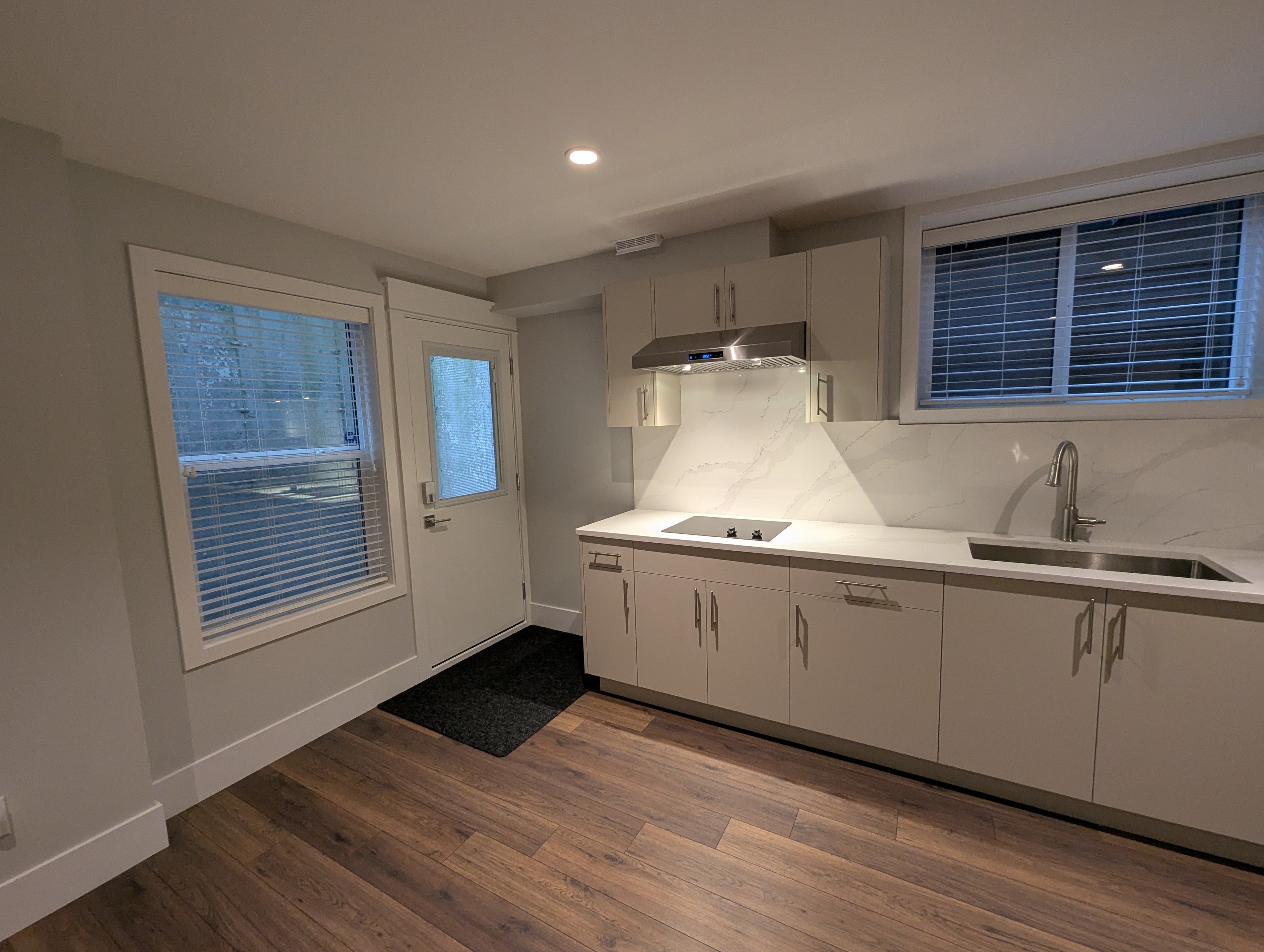 16750 Edgewood Drive, Surrey, BC - House for rent
