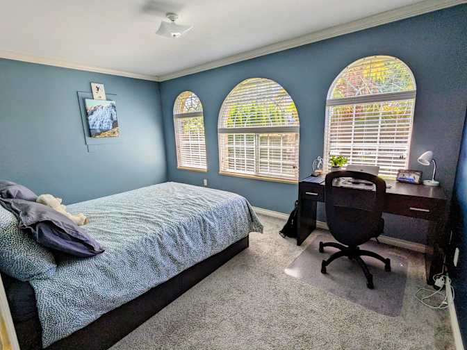 Clinton - Glenwood, Burnaby, BC - Room for rent