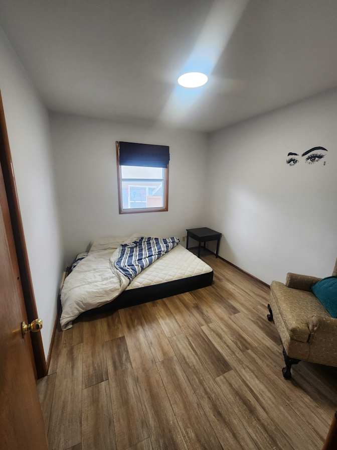 17 Avenue SW - 17 Avenue SW, Calgary, AB