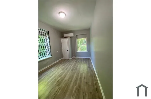 53 Glenwood Ave Yonkers, NY 10701, Yonkers, New York