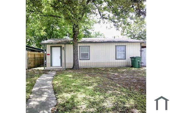 754 W Southcross Blvd San Antonio, TX 78211, San Antonio, Texas