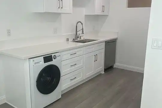 Westpark Apartments