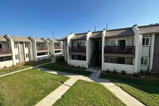 Bolsa Gardens Apartment Homes