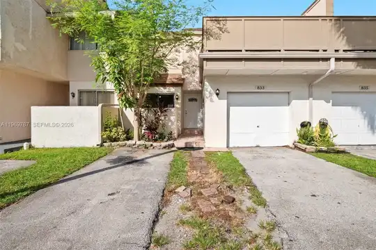 833 NW 82nd Ave #6